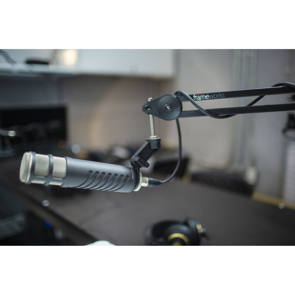 Gator Frameworks Desktop Microphone Boom Stand