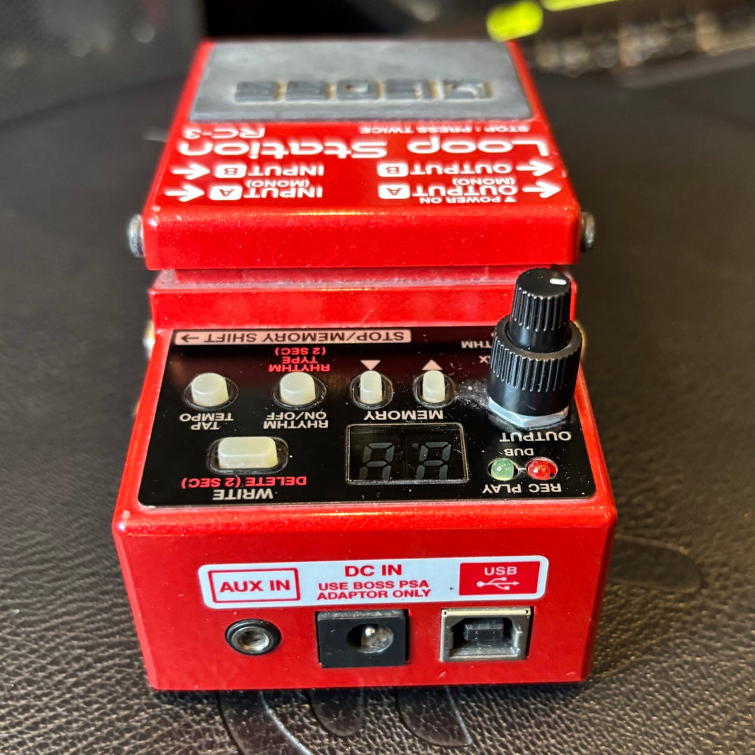 Boss - RC3 Loop Station Looper Pedal w/ Box & User Guide (2011)- USED