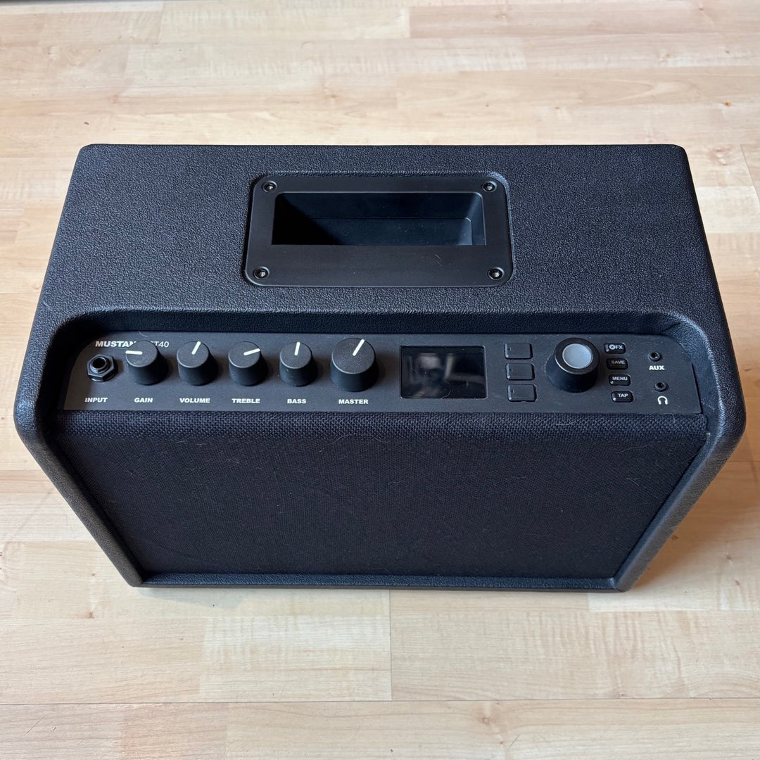 Fender - Mustang GT40 Modeling Guitar Amplifier (40 Watts - Stereo - 2017) - USED