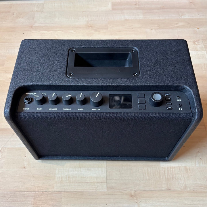 Fender - Mustang GT40 Modeling Guitar Amplifier (40 Watts - Stereo - 2017) - USED