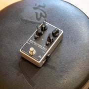 Darkglass Microtubes B3K v2 CMOS Bass Overdrive Pedal (Demo)