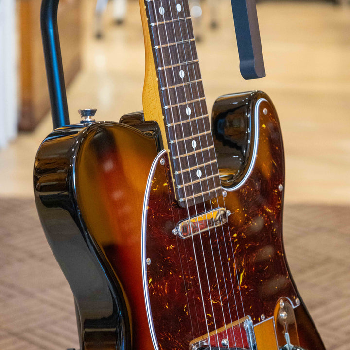 Fender - American Pro II Telecaster (Sunburst-Rosewood ) w/ OHSC & COA - 2023 - USED