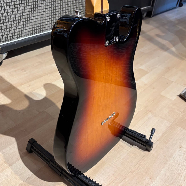 Fender -  LEFTY Player Telecaster (Maple- 3TSB) w/ Fender Tweed HD Case (2018)- USED