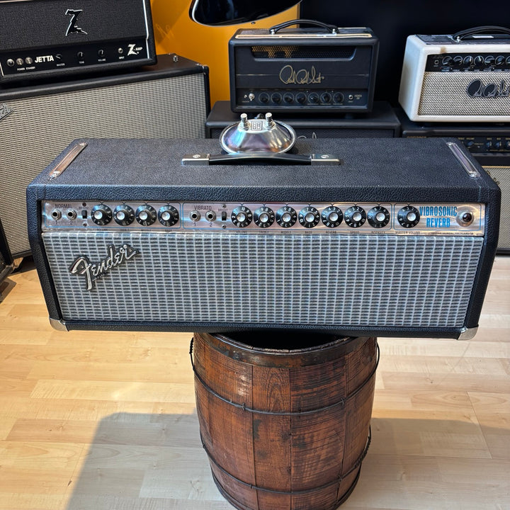 Fender - Vibrosonic Reverb Silverface Conversion  w/New Caps & Tubes, F.Switch VINTAGE (1972) - USED