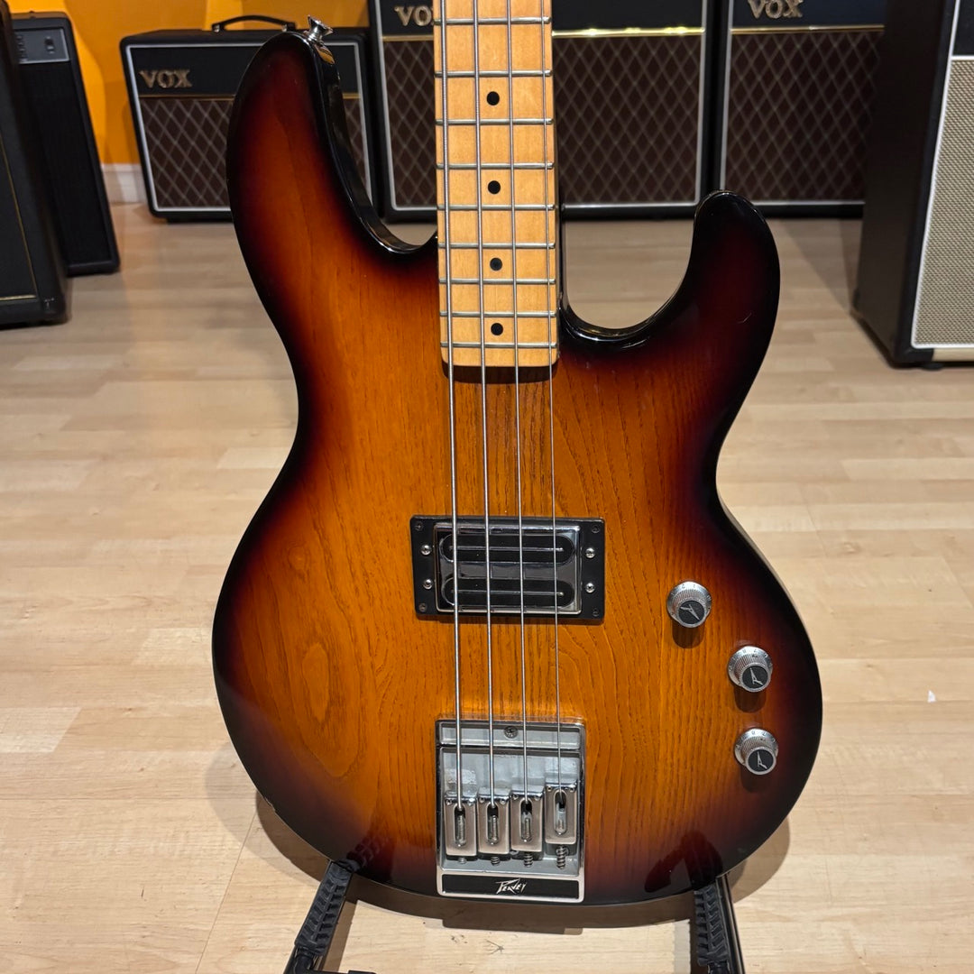 VINTAGE Peavey - T45 Bass  w/ Rouge Valley Bag ( Ash/Maple -3 Tone Sunburst) Early 1980's - USED