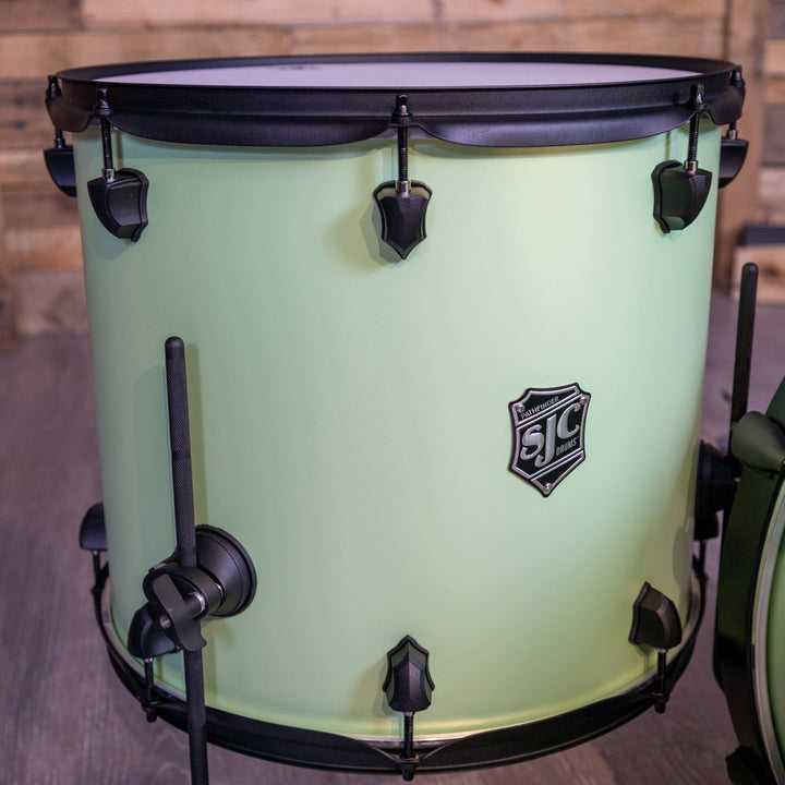 SJC Drums PFK322FBCMWBJ Pathfinder 3pc Kit (8x12,14x16,18x22) - Cosmic Mint, Black HW