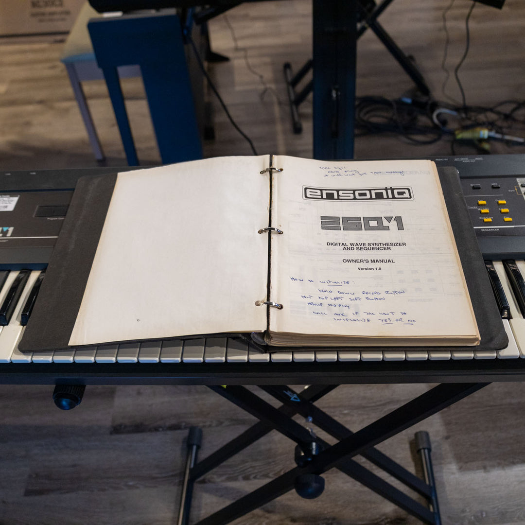 Ensoniq - ESQ-1 Digital Wave Analog / Digital Hybrid Synth - 1980's  w/ User Guide -  USED