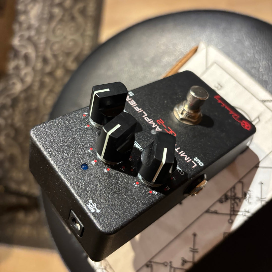 Keeley, GC-2, Limiting Amplifier, Compressor Pedal  with Box & User Guide (USED)