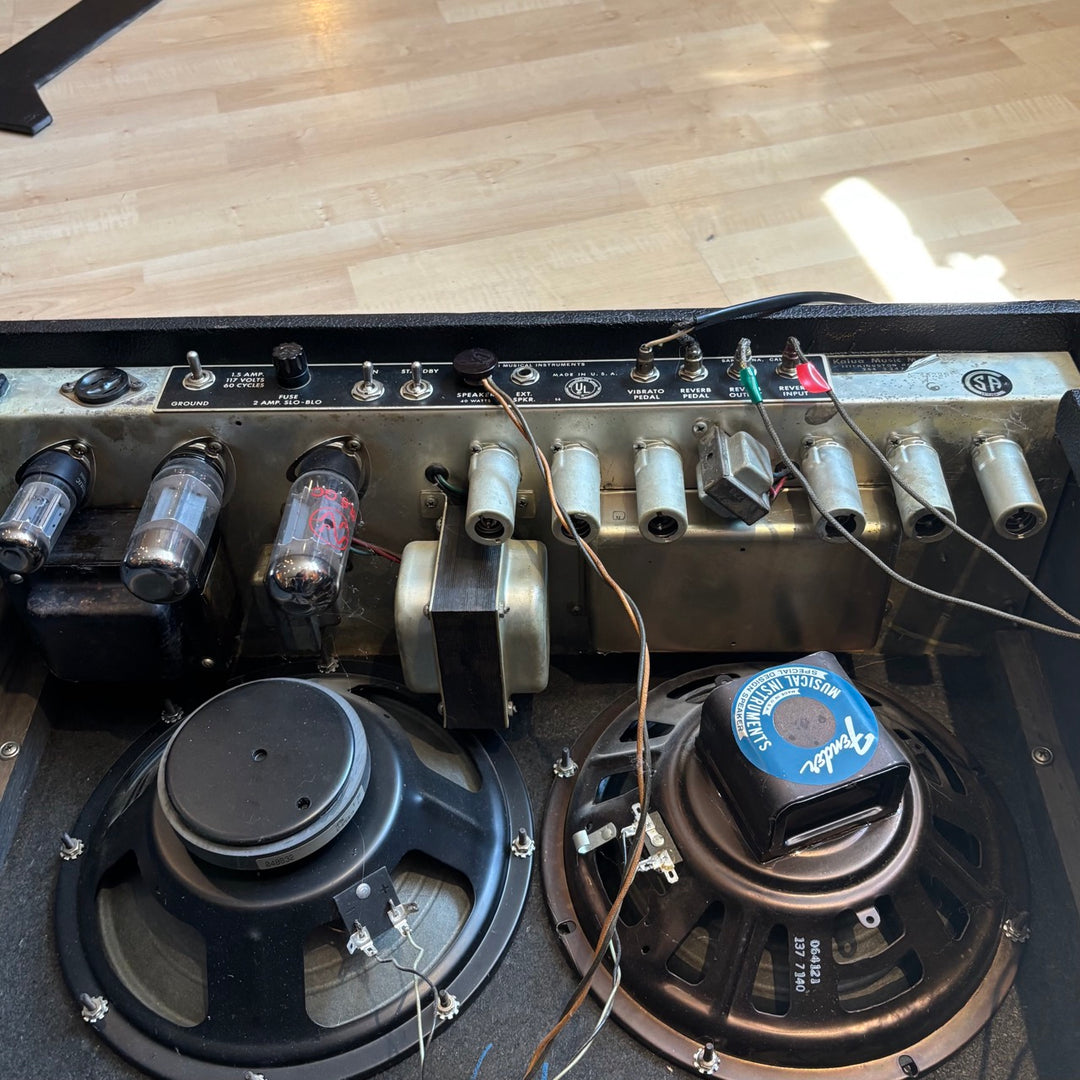VINTAGE Fender - Drip Edge Super Reverb Silver Face w/ Foot Switch (1969) - USED