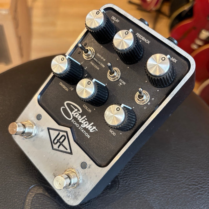 Universial Audio - Starlight Echo Station STEREO Delay w/ Box & User Guide - USED