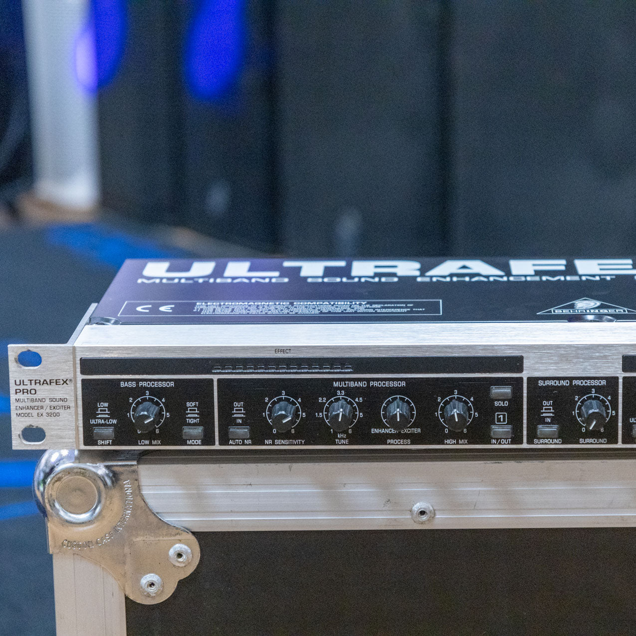 配信機器・PA機器・レコーディング機器 BEHRINGER ULTRAFEX PRO EX3200 Behringer EX3200 Ultrafex Pro ⋆ CUE Sale