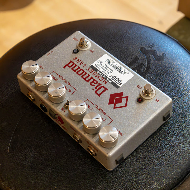 Diamond - Memory Lane Analog Delay ( V1 - Silver & Red ) w/ Power Supply - USED