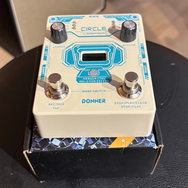 Donner - Circle Looper & Drum Machine Pedal w/ Box & USB Cable - USED