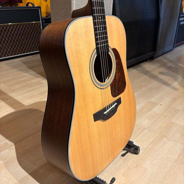 Takamine - GD10- NS Dreadnaught Acoustic w/ Hard Shell Case (Natural Satin - 2019) - USED