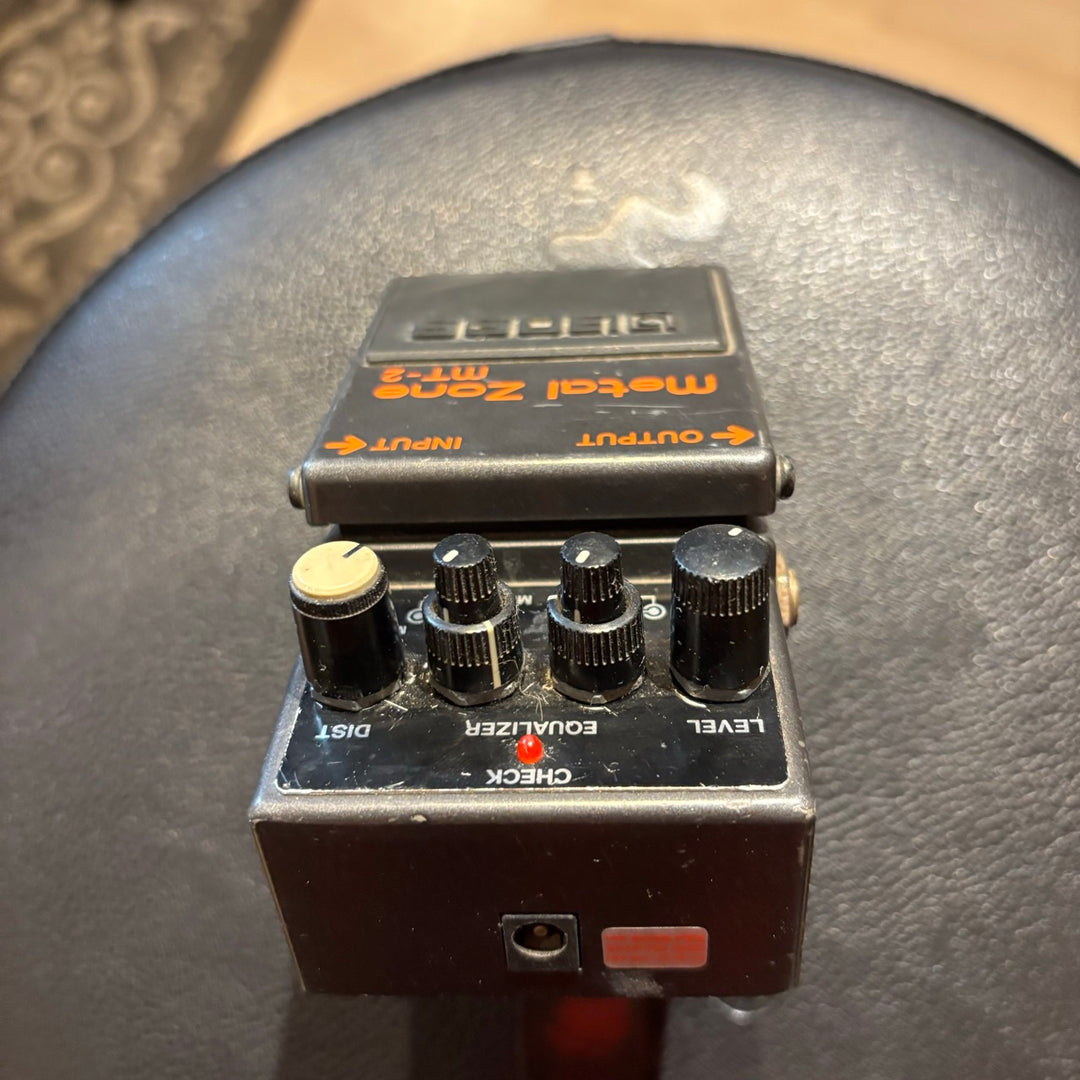 Boss - MT-2 "Metal Zone" Distortion (2000 - No Box ) - USED
