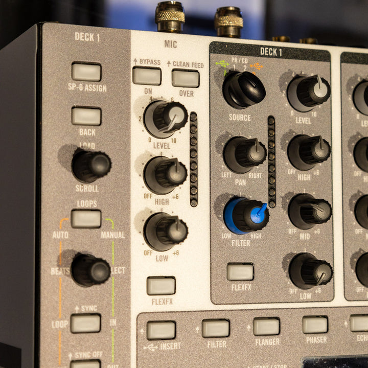 Rane SIXTY-TWO DJ Mixer w/ White Skins (Used)