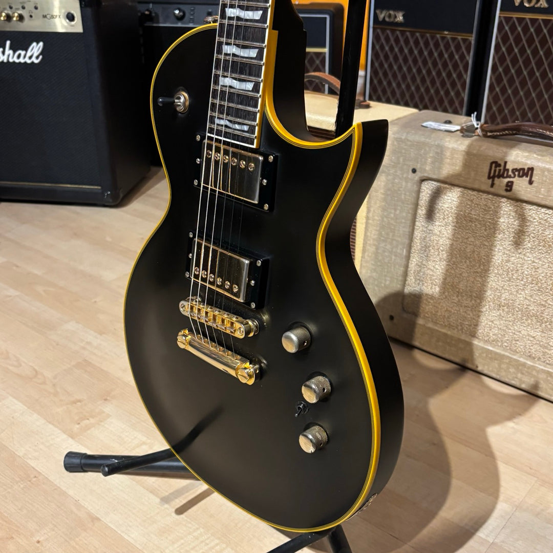 ESP-LTD  EC 1000 Deluxe  (Vintage Black - Gold HD  w/ Seymour Duncan 59 & JB ) - No Case Or Bag - USED