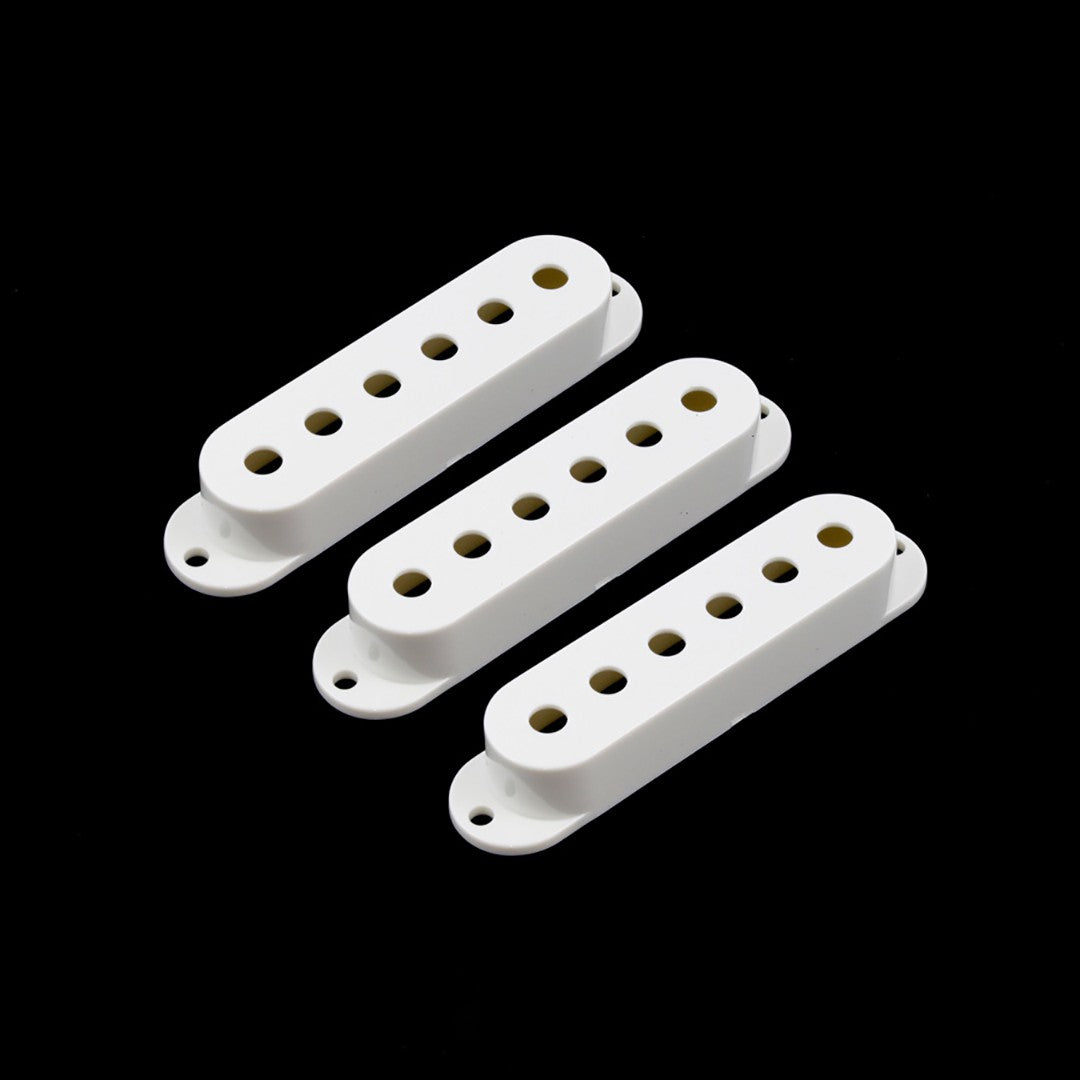 Allparts PC-0406 Set of 3 Plastic Pickup Covers for Stratocaster® White