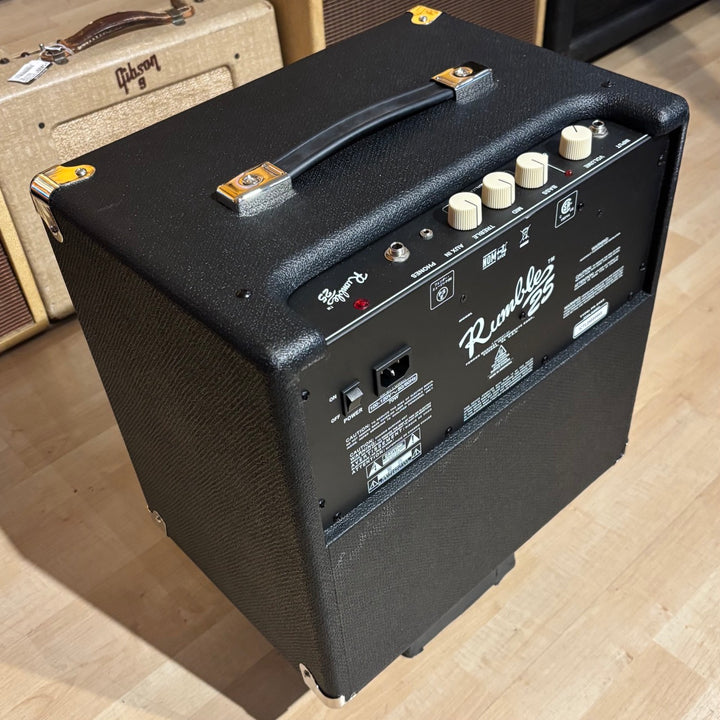 Fender - Rumble 25 (V3) Black & Silver 25 Watt Bass Combo Amp - USED