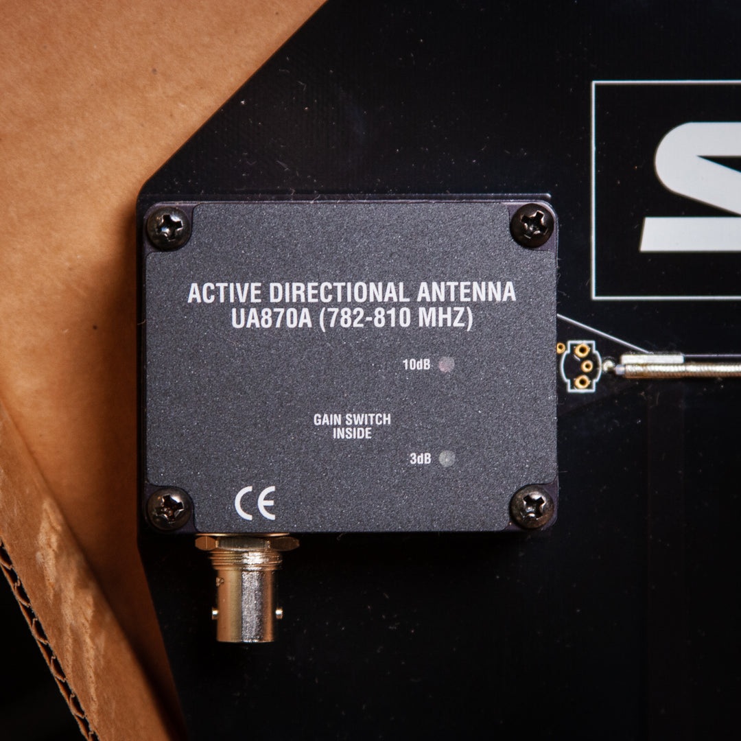 Shure UA870A Active Directional Antenna - Open Box