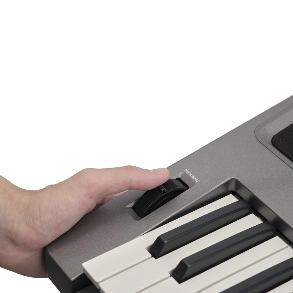 Yamaha PSR-I300 61-Key Portable Touch Sensitive Keyboard w/ Adaptor