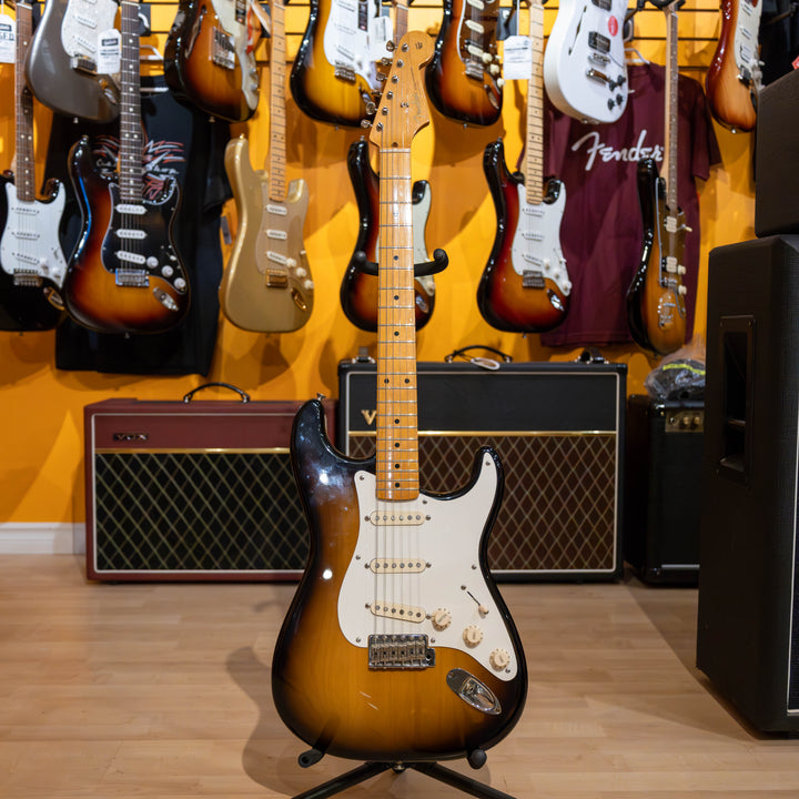 Fender - Classic  Series 50's RI Stratocaster  (Maple - 2TSB ) w/ SKB Molded HD Case - 2011 - USED  Electric Guitar