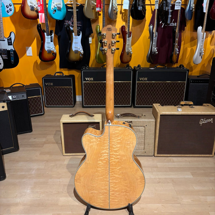 Washburn - J28-SCE DLK  Cumberland Cutaway Acoustic Electric Natural w/HD Case (2009) - USED