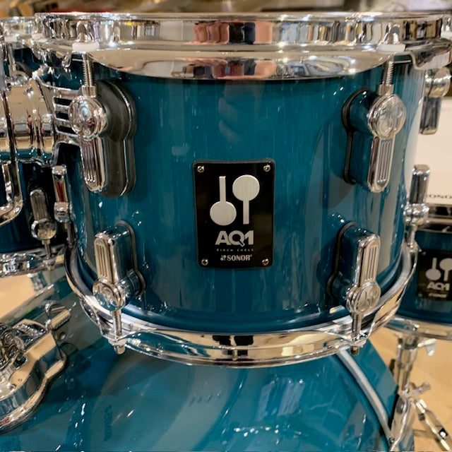 Sonor AQ1 Stage 5-Piece Drum Set (22" BD, 14" S, 10" Tom, 12" Tom, 16" FT, and Hardware Set) - Caribbean Blue