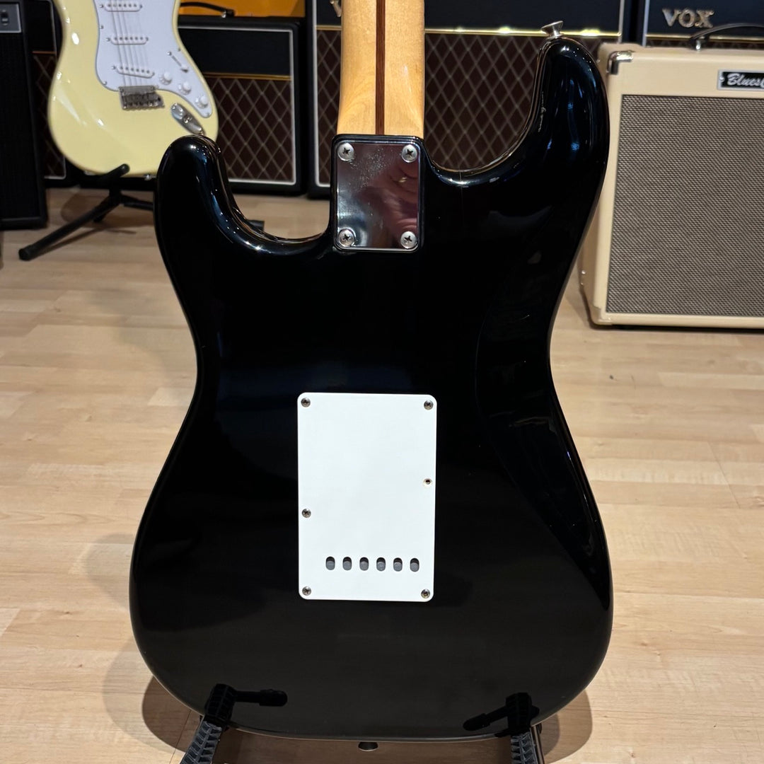 Squier - E Series Standard Strat w/Vintage Fender HD Case (MIJ - Black / Maple - 1986) - USED