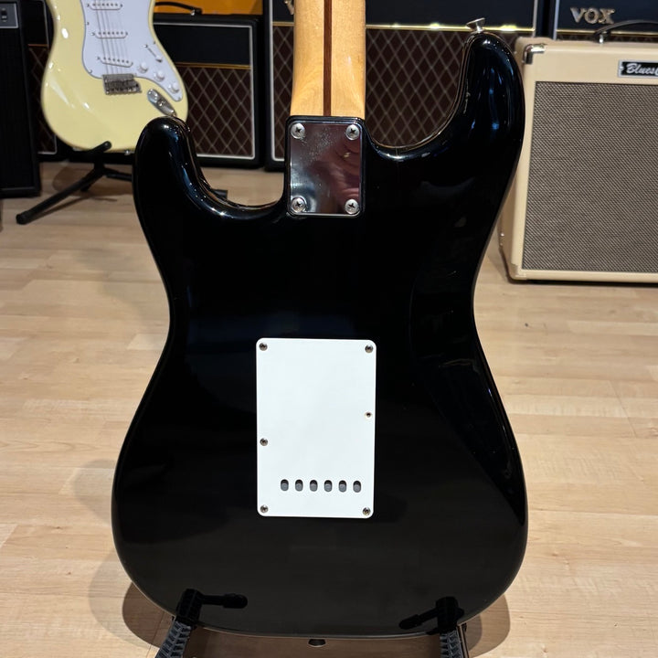 Squier - E Series Standard Strat w/Vintage Fender HD Case (MIJ - Black / Maple - 1986) - USED