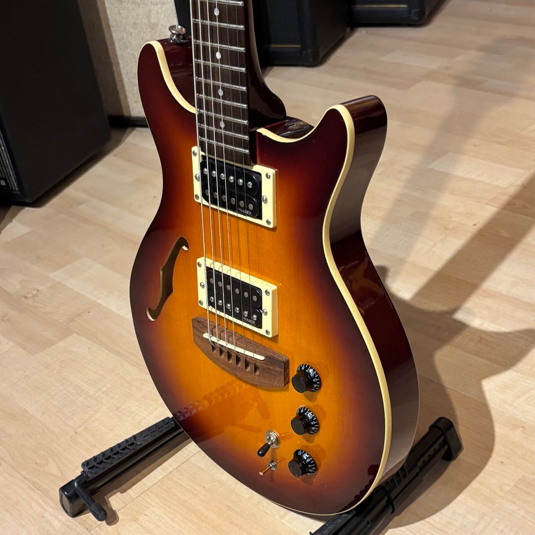 Hamer - Duo Tone Thinline Acoustic  Electric w/ Gig Bag (Tobacco Burst -2003) - USED