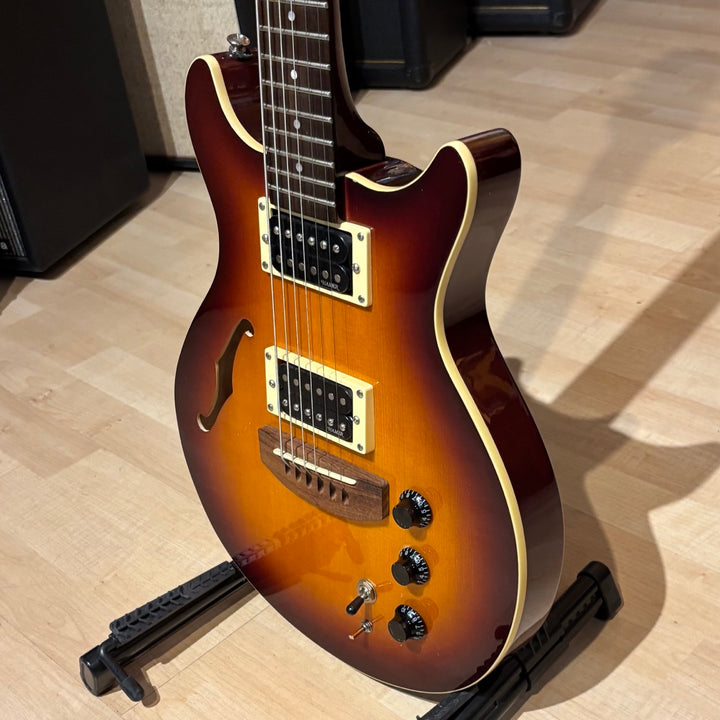 Hamer - Duo Tone Thinline Acoustic  Electric w/ Gig Bag (Tobacco Burst -2003) - USED