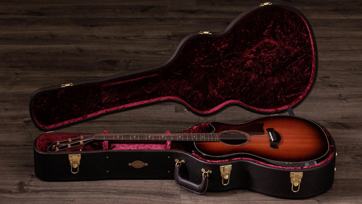 Overview

Honduran rosewood back and sides generate lush overtones
Sinker redwood top offers exceptional warmth and dynamic range
Beveled armrest and cutaway offer seamless, accommodating feel
V-Class bracing improves volume, sustain and pitch accuracy
Includes ES2 electronics and deluxe hardshell case