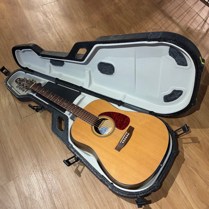 Seagull - S6 Original Cedar w/ TRIC Weatherproof Foam Case (Natural) - USED