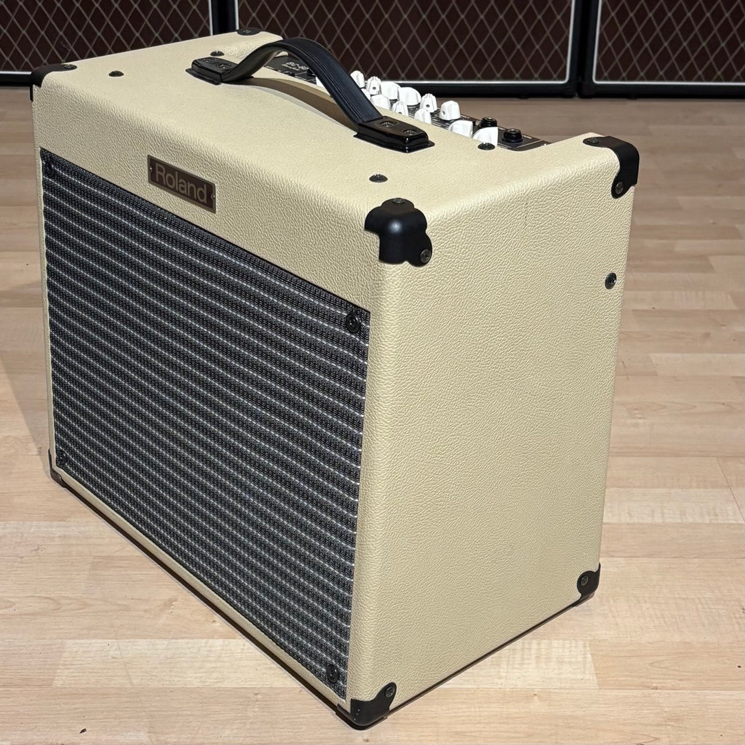 Roland - BC60 Blues Cube 60 Watt Solid State 112 GTR Combo (Large Box-Blonde) - USED