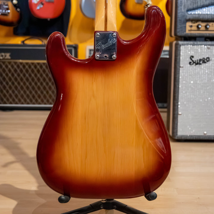 Fender -Dan Smith Era Strat  w/ Freeflyte Trem System - Lightly Modded (Sennia Burst) w/ HD Shell Case (1984) - USED Electric Guitar