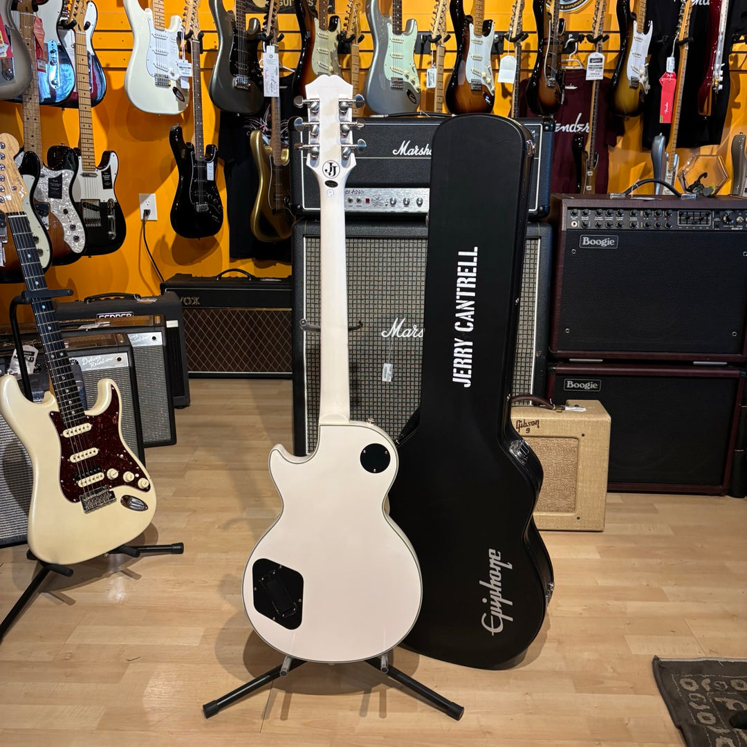Epiphone - "Jerry Cantrell" LP Custom w/ Prophecy Outfit & OHSC w/ Candy (Polar White 2021) - USED