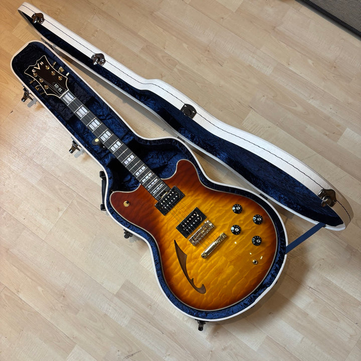 EVH - "SA-126 QM Special" Tobacco Burst  w/ White Deluxe EVH Hard Shell Case