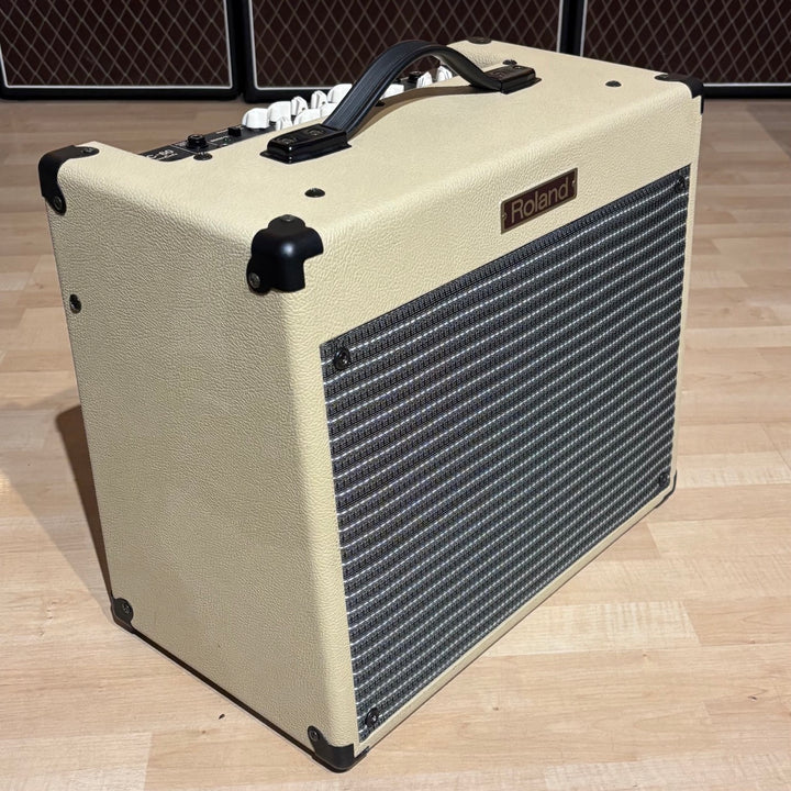 Roland - BC60 Blues Cube 60 Watt Solid State 112 GTR Combo (Large Box-Blonde) - USED