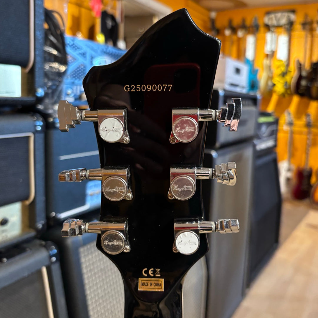 Hagstrom  Fantomen Electric Guitar with Hard Shell Case (Black Gloss) FANT-BLK