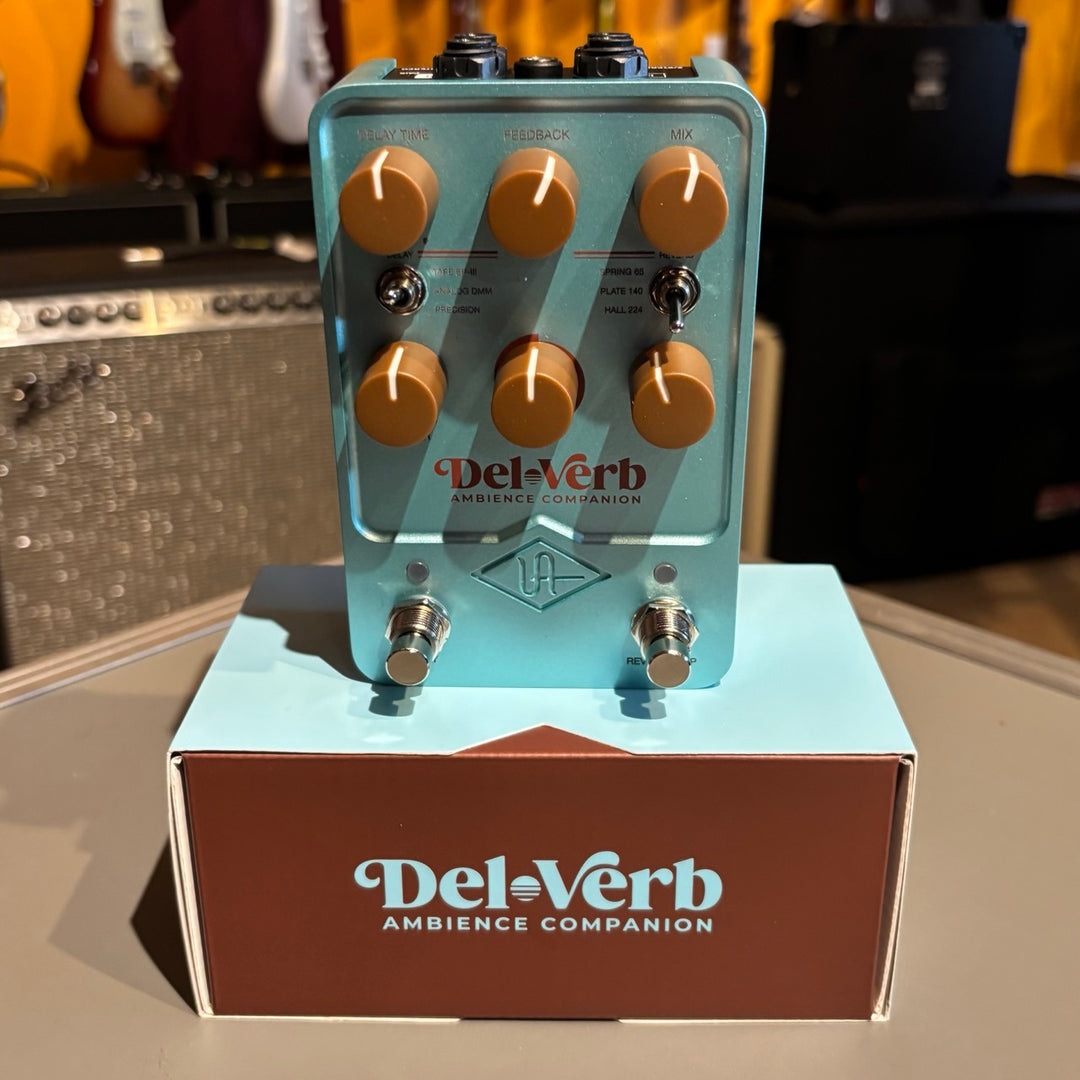 Universal Audio - Del Verb Ambience Companion Reverb Echo  w/ Box & User Guide - USED