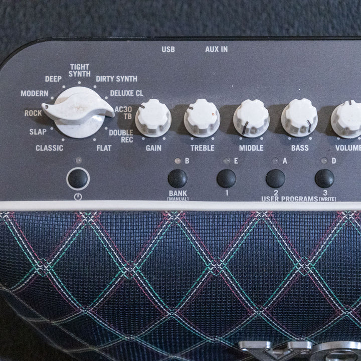 VOX - Adio Air BS  - Bass Modeling Amp  w/Power Supply - Used
