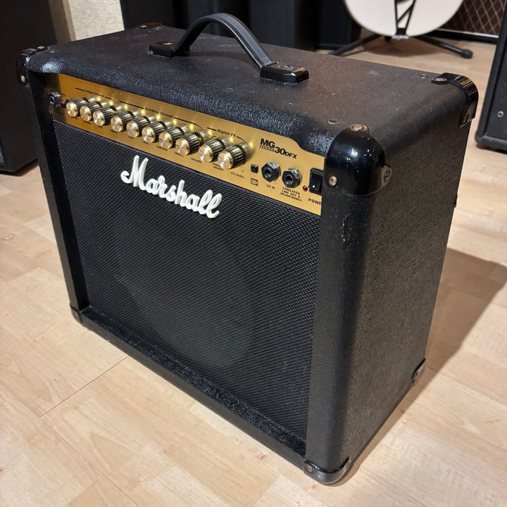 Marshall - MG30-DFX 1x10" 30 Watt Guitar Amp w/ On Board FX (2004) - USED