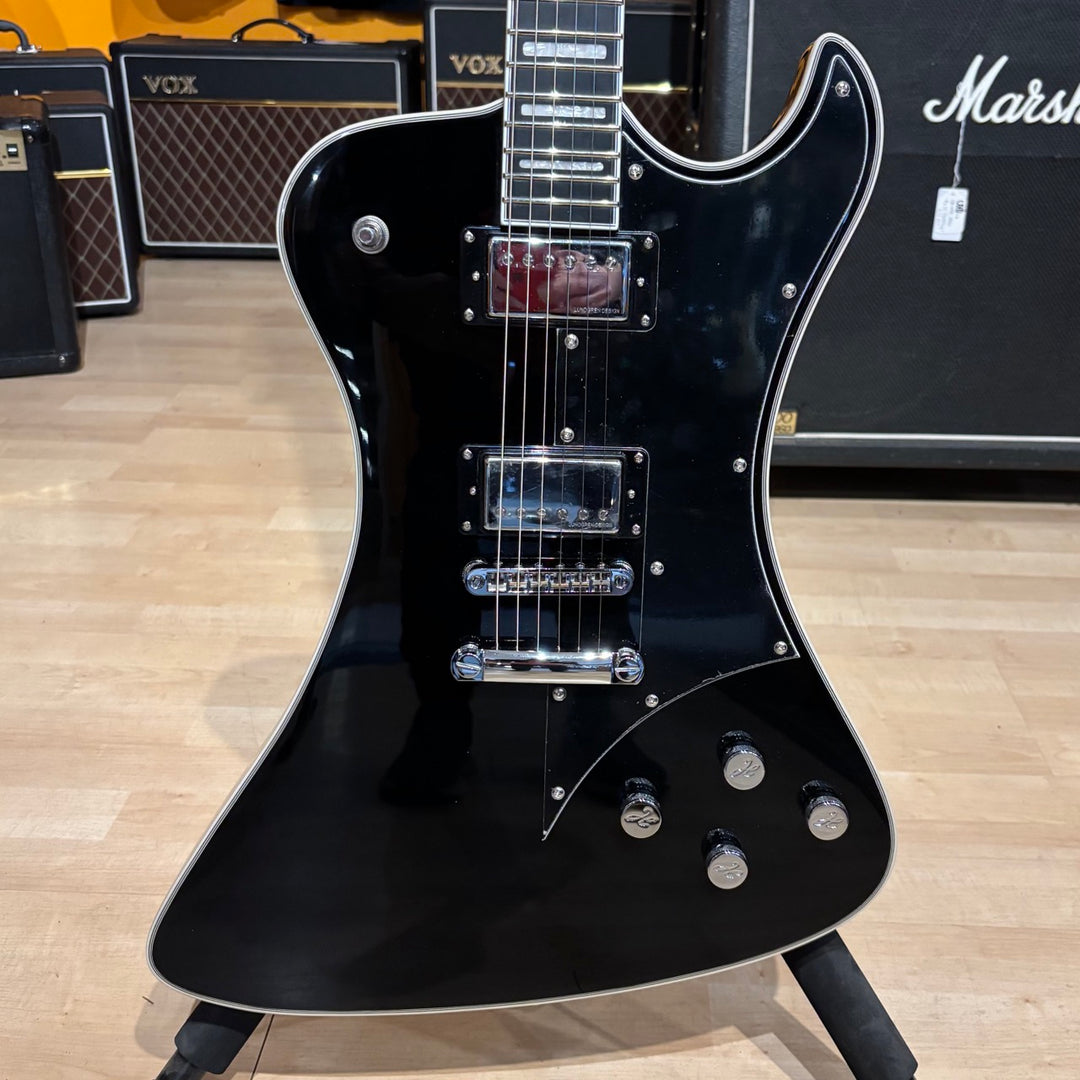 Hagstrom  Fantomen Electric Guitar with Hard Shell Case (Black Gloss) FANT-BLK
