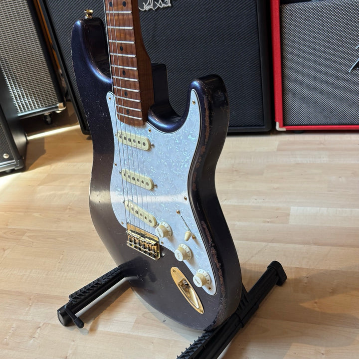 Parts-Caster Strat -  All Parts Neck- MJT Body - Fender N4 P'ups  w/ Fender G&G Black Tweed HD Case - USED