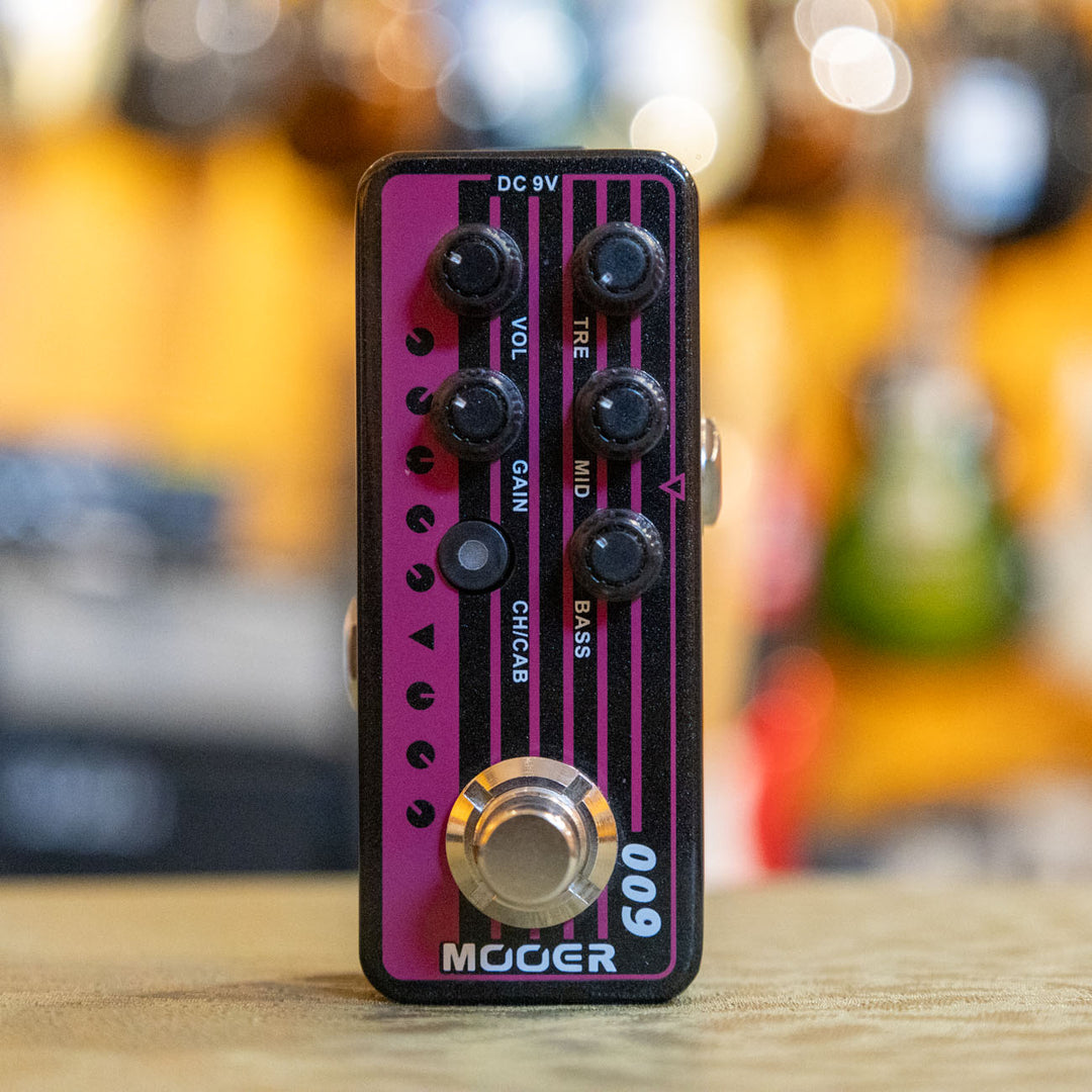 Mooer - Blacknight Micro Guitar Preamp w/ Box - USED