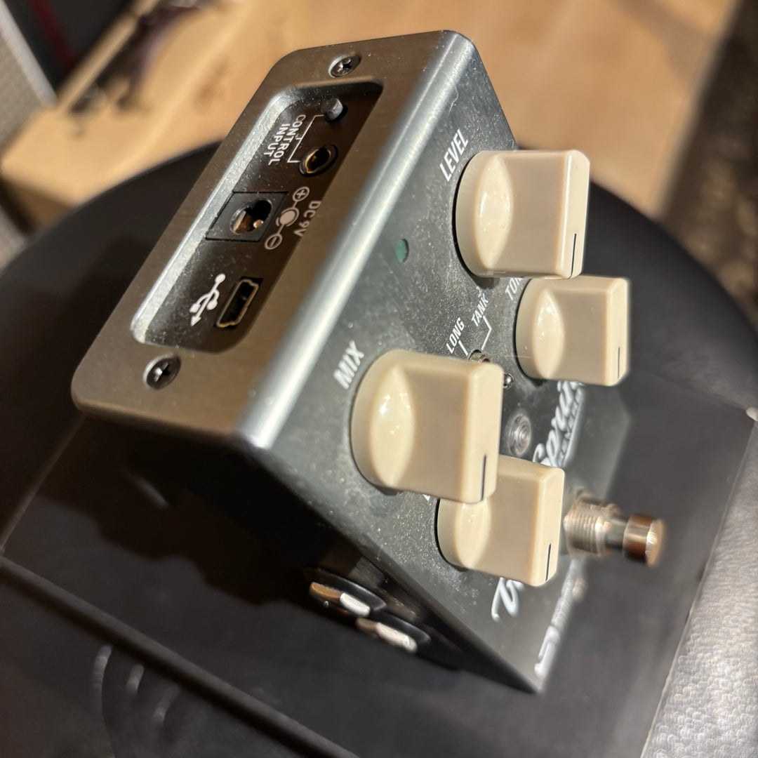 Source Audio - True Spring Reverb Pedal w/ Box - USED – Music City Canada
