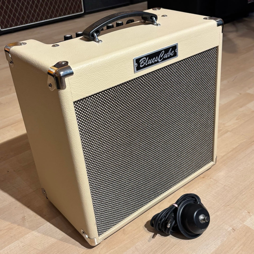 Roland - Blues Cube Hot 1x12" 30 - 0.5 Watt GTR Combo (Vintage Blonde) w / Switch- USED