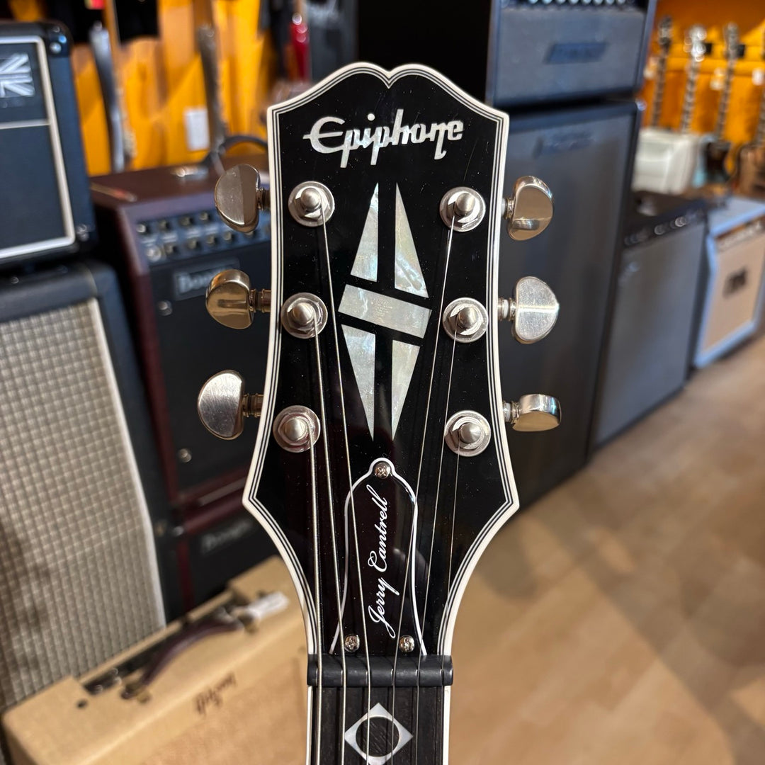 Epiphone - "Jerry Cantrell" LP Custom w/ Prophecy Outfit & OHSC w/ Candy (Polar White 2021) - USED