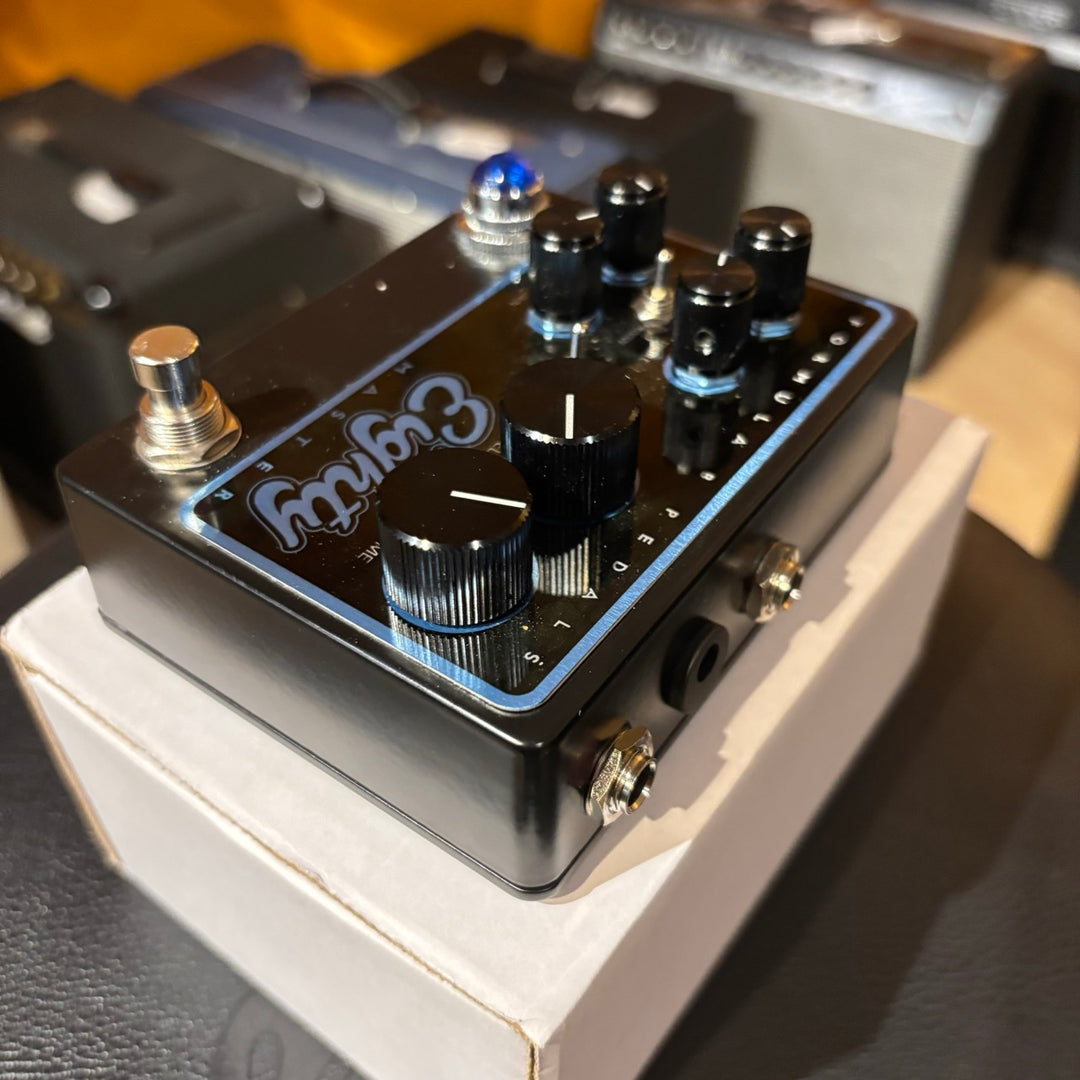 Formula B Pedals (Italy) - "Eighty Master Distortion" Large Box w/ Box & User Guide - USED
